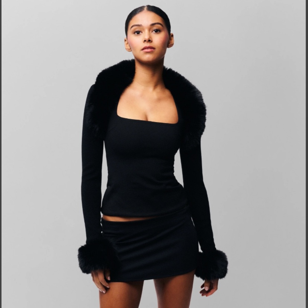 Danielle Guizio Black Fur-Trimmed bolero
